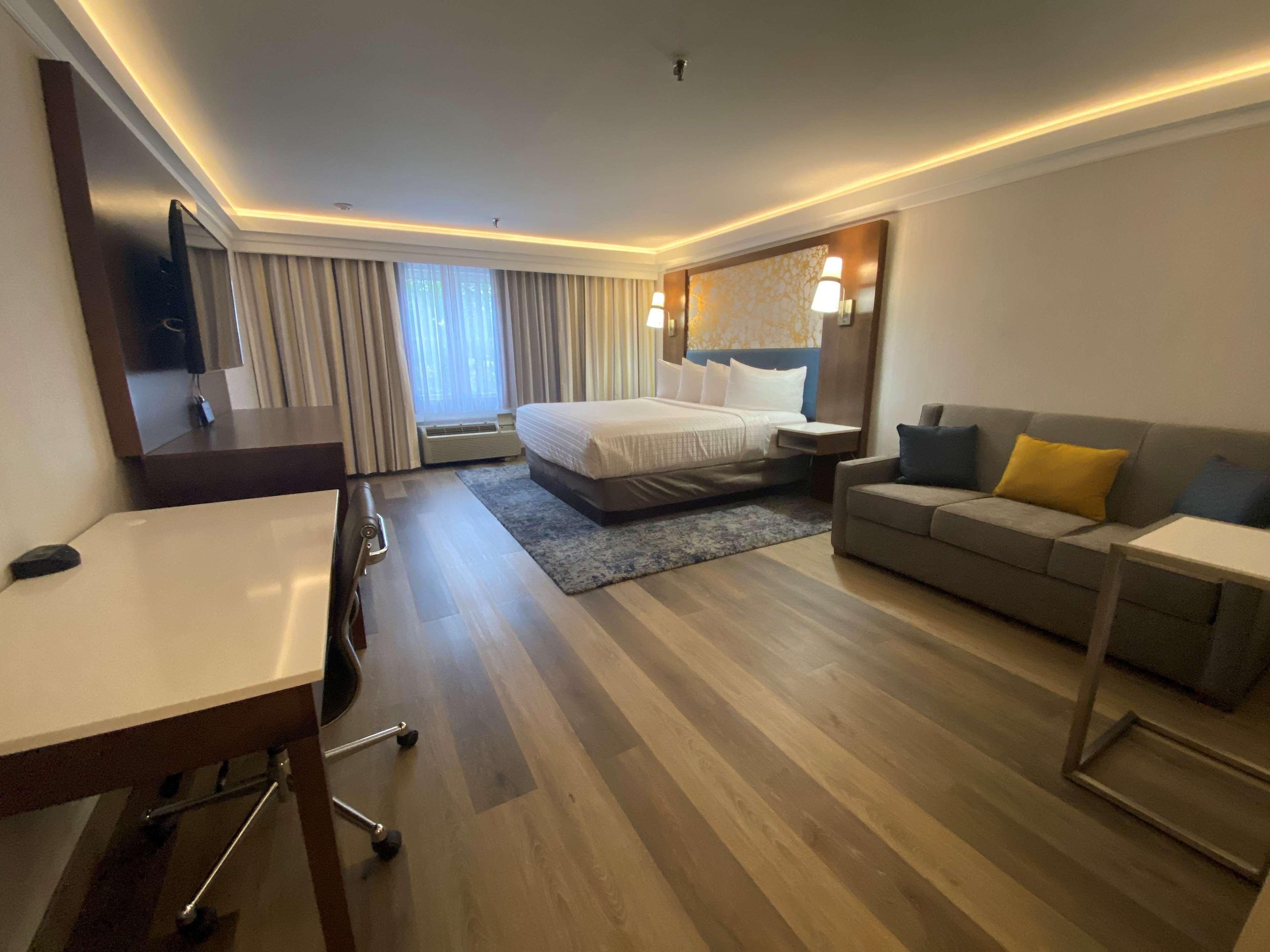 The Westfield Inn, BW Signature Collection Ngoại thất bức ảnh