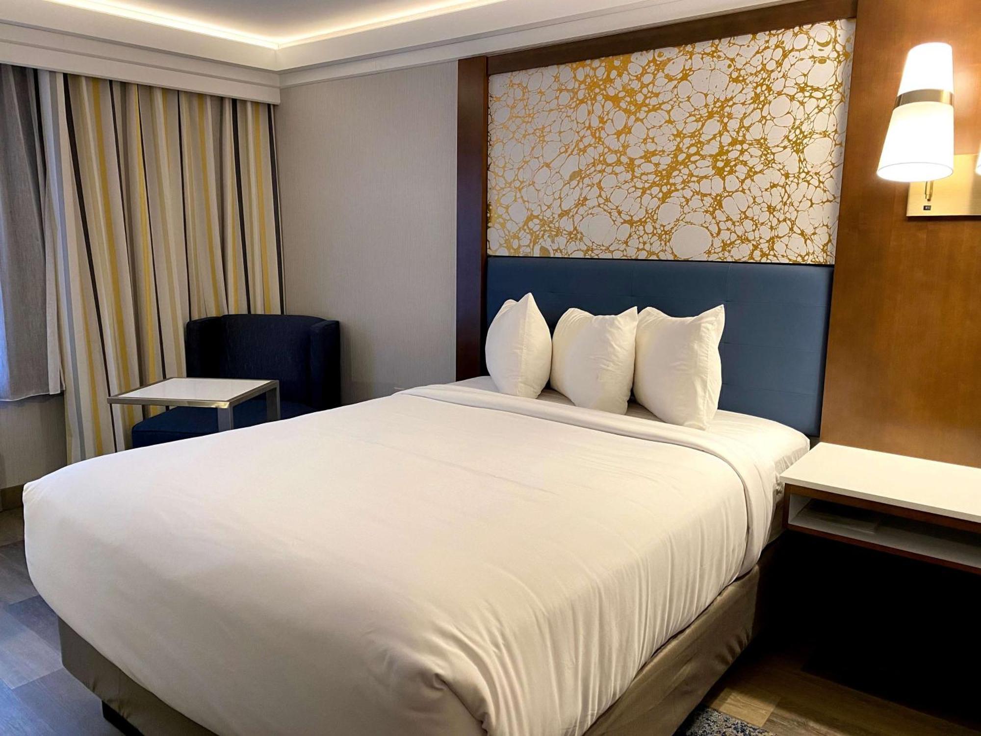 The Westfield Inn, BW Signature Collection Ngoại thất bức ảnh
